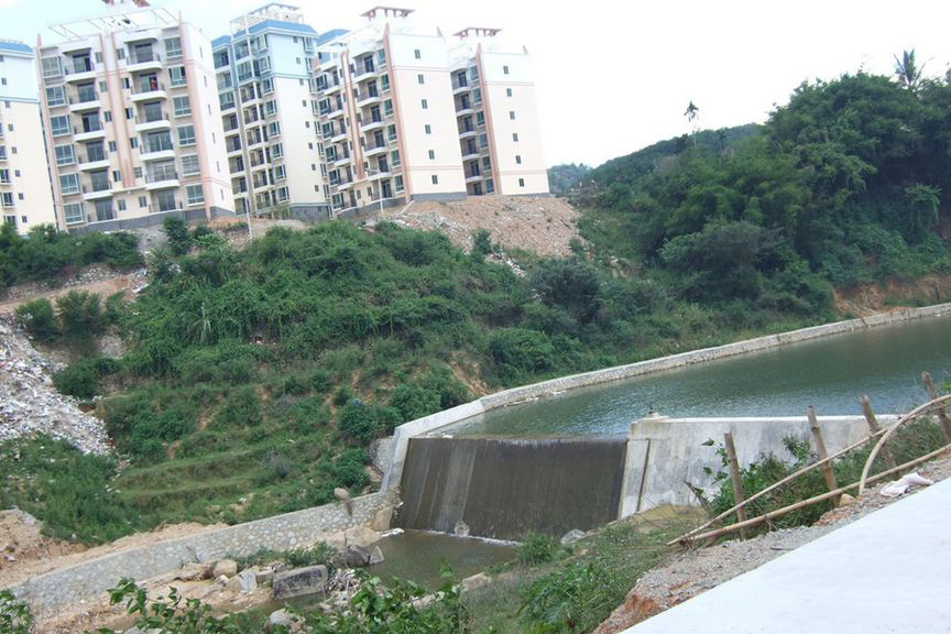 小区周边实景图
